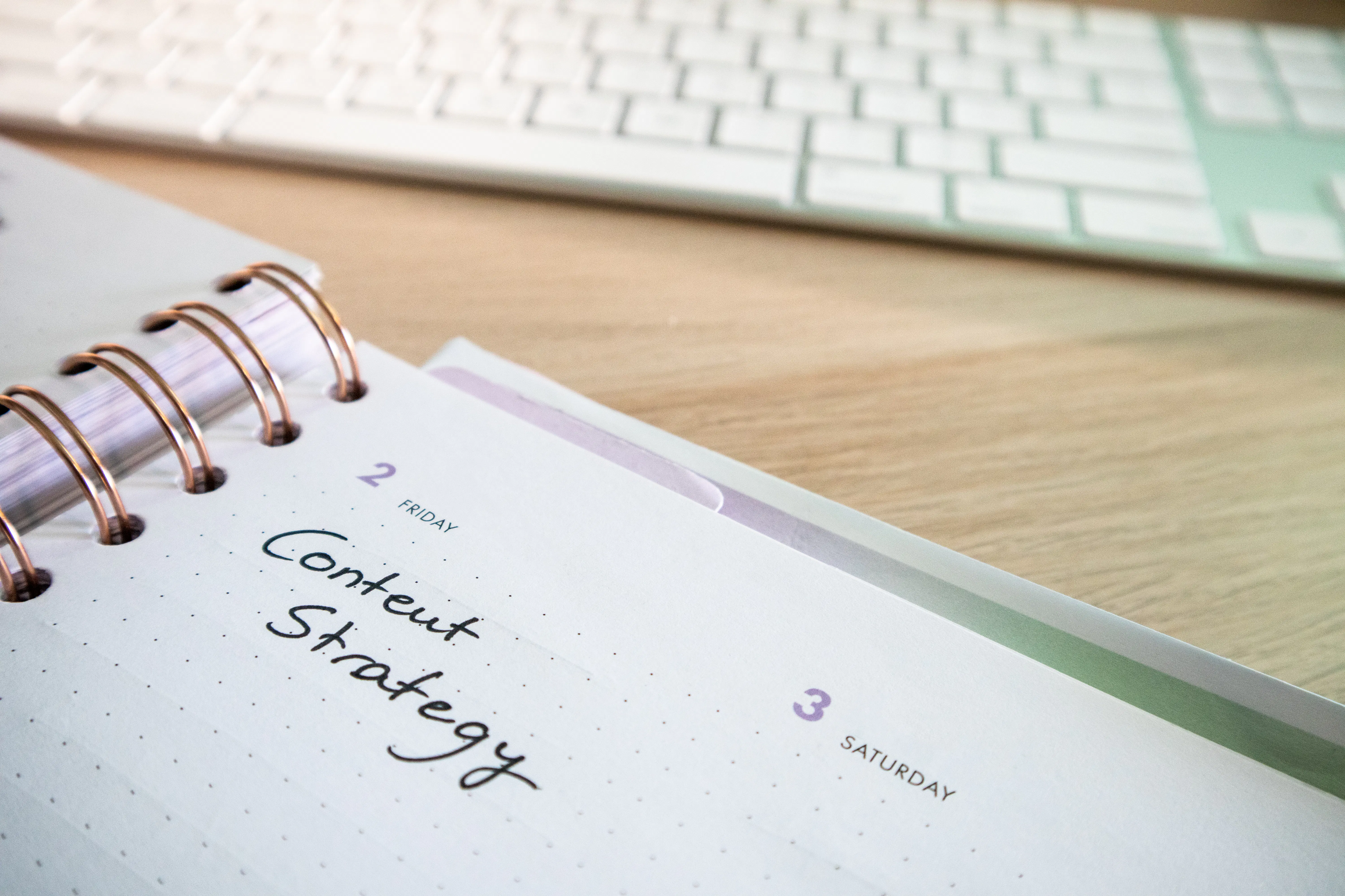An infographic showing steps to develop an effective content strategy